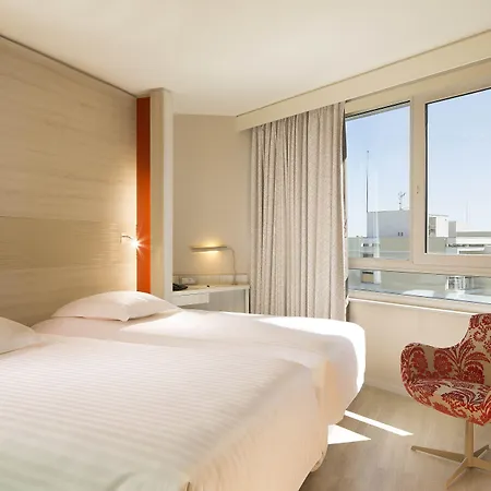 Oceania Ferrand Hotel