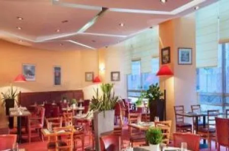 Hotel Oceania Ferrand 4*