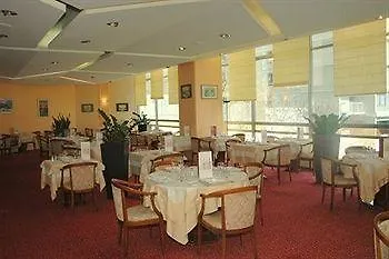 Oceania Ferrand Hotel
