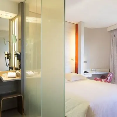 Oceania Ferrand Hotel